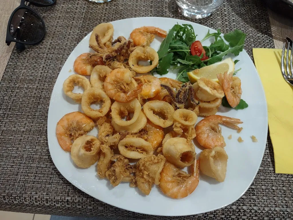 Claudio Di Gio Battista_No Name food & drinks_Progetto Case Bazzano_recensione