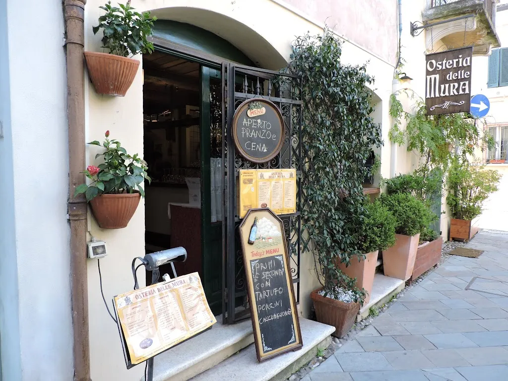 Osteria delle Mura restaurant in Pinarella