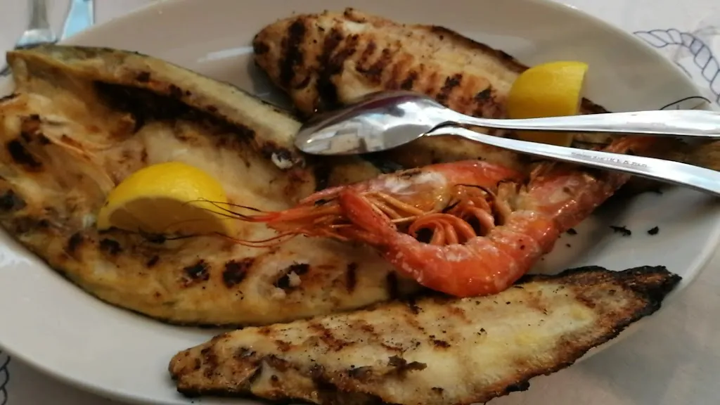 Ristorante La Pantofla Circolo Pescatori_Pinarella_slider_image_2