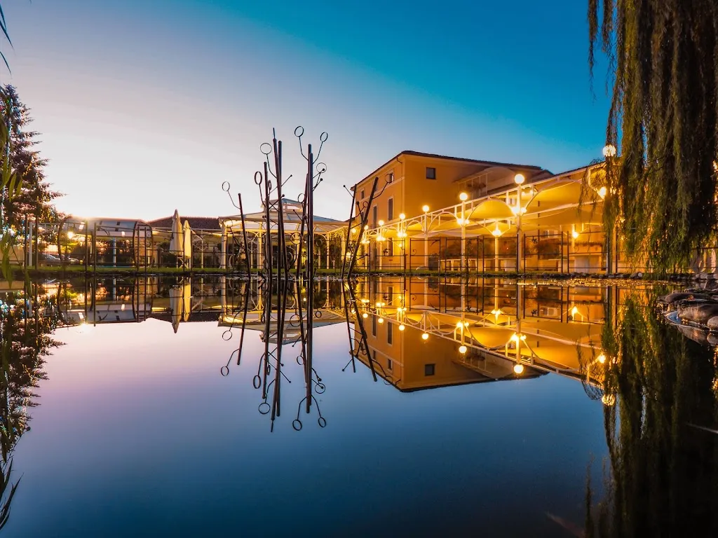 Hotel Villa Giarona restaurant in Pontenure