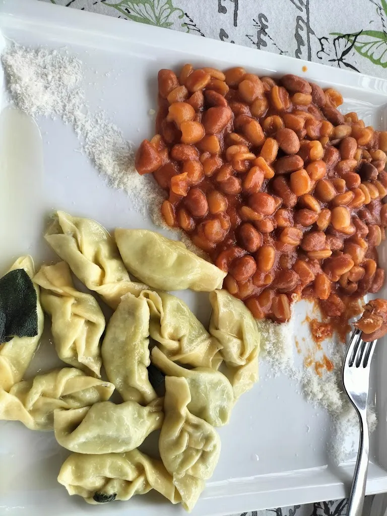 Lara Giumelli_Ristorante Pizzeria Capri’_Pontenure_review