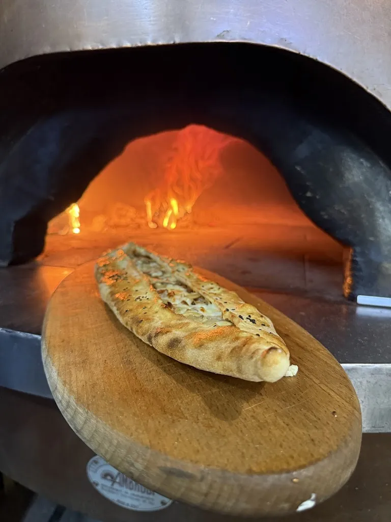 Turkish City Pizza_Pontenure_slider_image_2