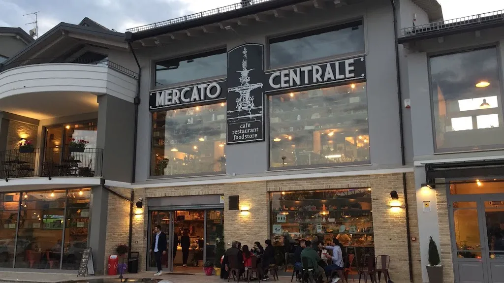 Mercato Pratola Centrale - Ristorante e Lounge Bar restaurant in Pratola Peligna