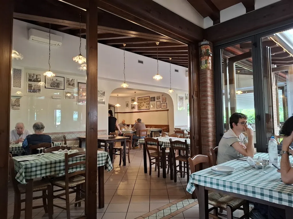 Trattoria Sandoni_Ponticella_slider_image_1