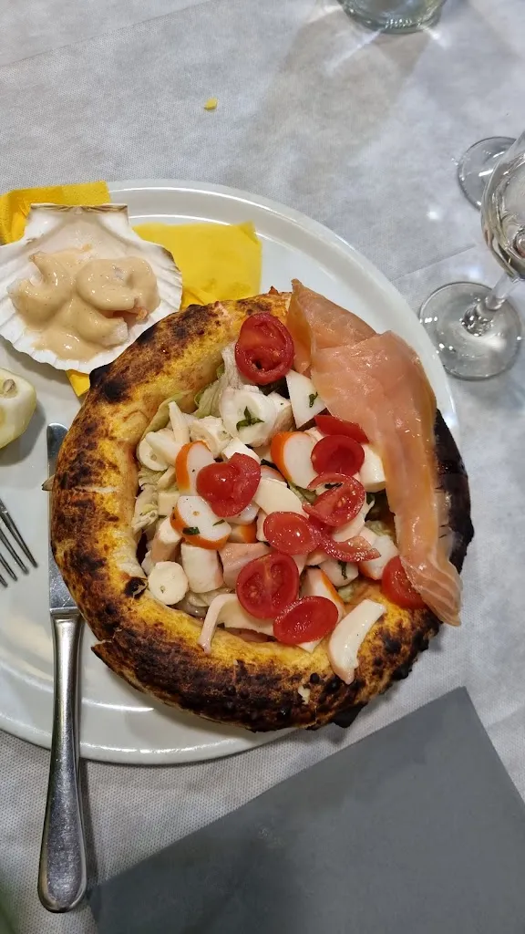 Marco Vezzani_Disco Volante_Poviglio_review