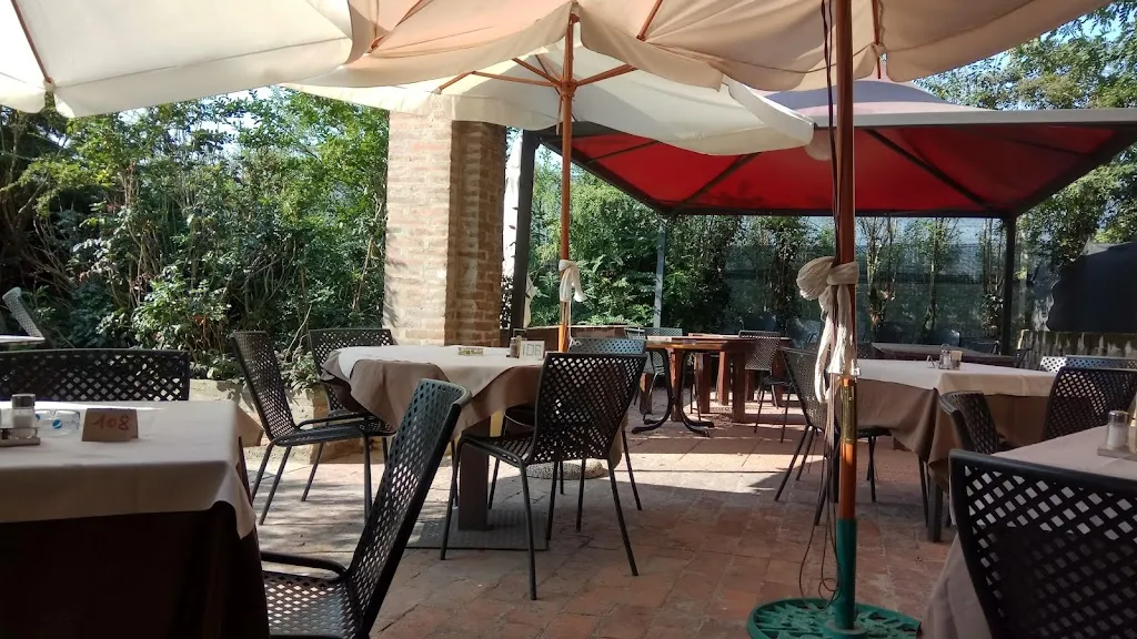 Pizzeria La Stalla - Marechiaro ristorante a Porotto-Cassama