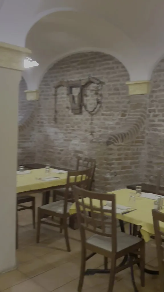 Pizzeria La Stalla - Marechiaro_Porotto-Cassama_slider_image_2