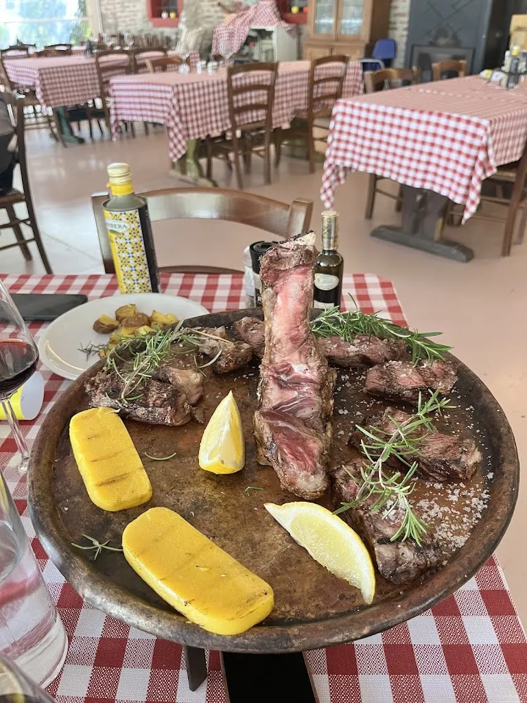 Paul-Ovidiu_Casolare Le Civette_Porotto-Cassama_recensione