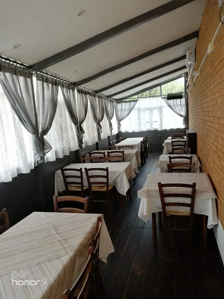 Pizzeria La Ruota_Praticello_slider_image_1