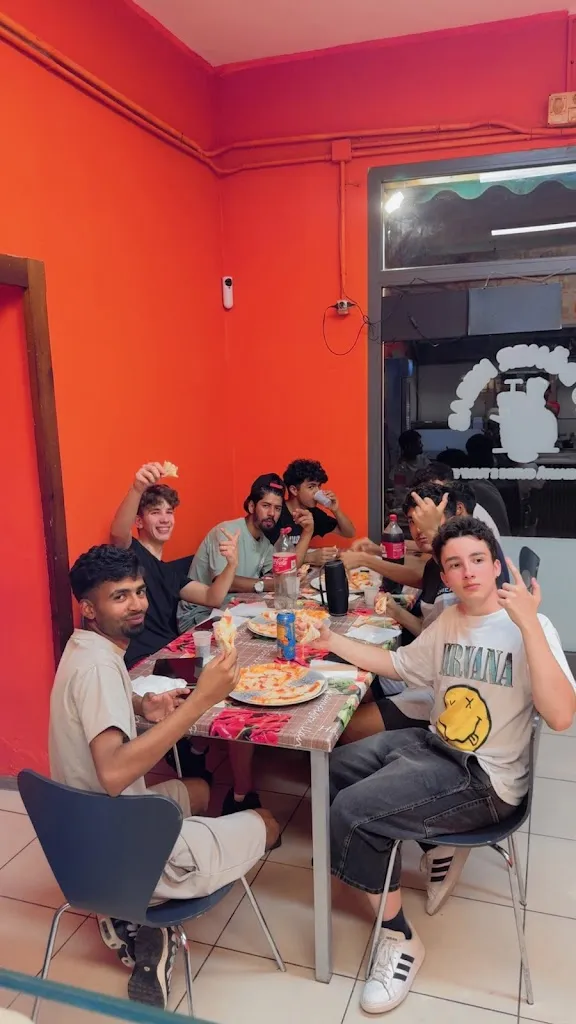 Zio pizzeria kebab portomaggiore_Portomaggiore_slider_image_2