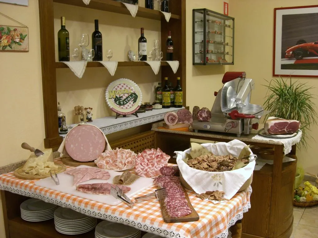 Antica Trattoria La Busa - Ristorante tipico a Modena_Provincia di Modena_slider_image_3