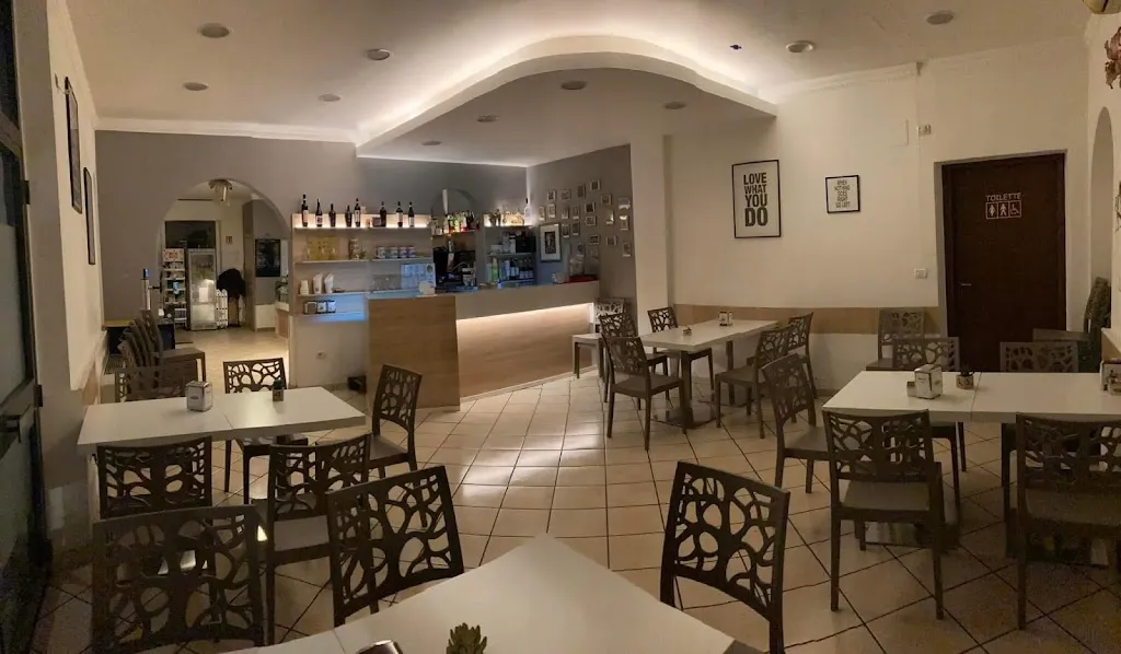 Rewind Caffetteria paninoteca_Pratola Peligna_slider_image_1