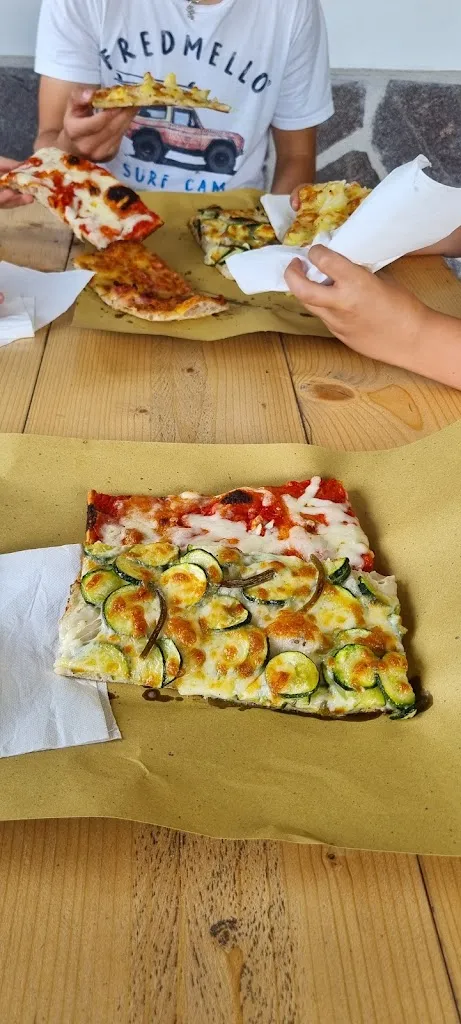 Ugo sciullo_Pizza al taglio Bodeguita - Pratola Peligna_Pratola Peligna_review