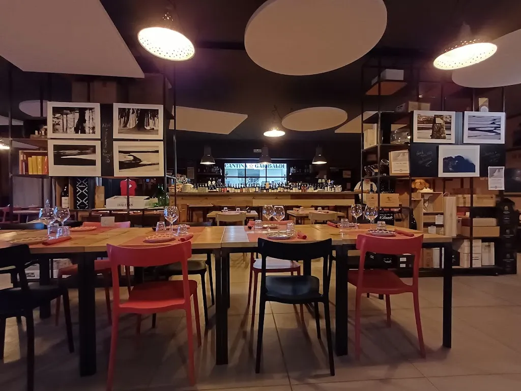 Cantina Garibaldi. Aperitivi e cene. Pranzi domenicali IN INVERNO. ENOTECA. Asporto. Produzione pasta fresca._Puianello_slider_image_3