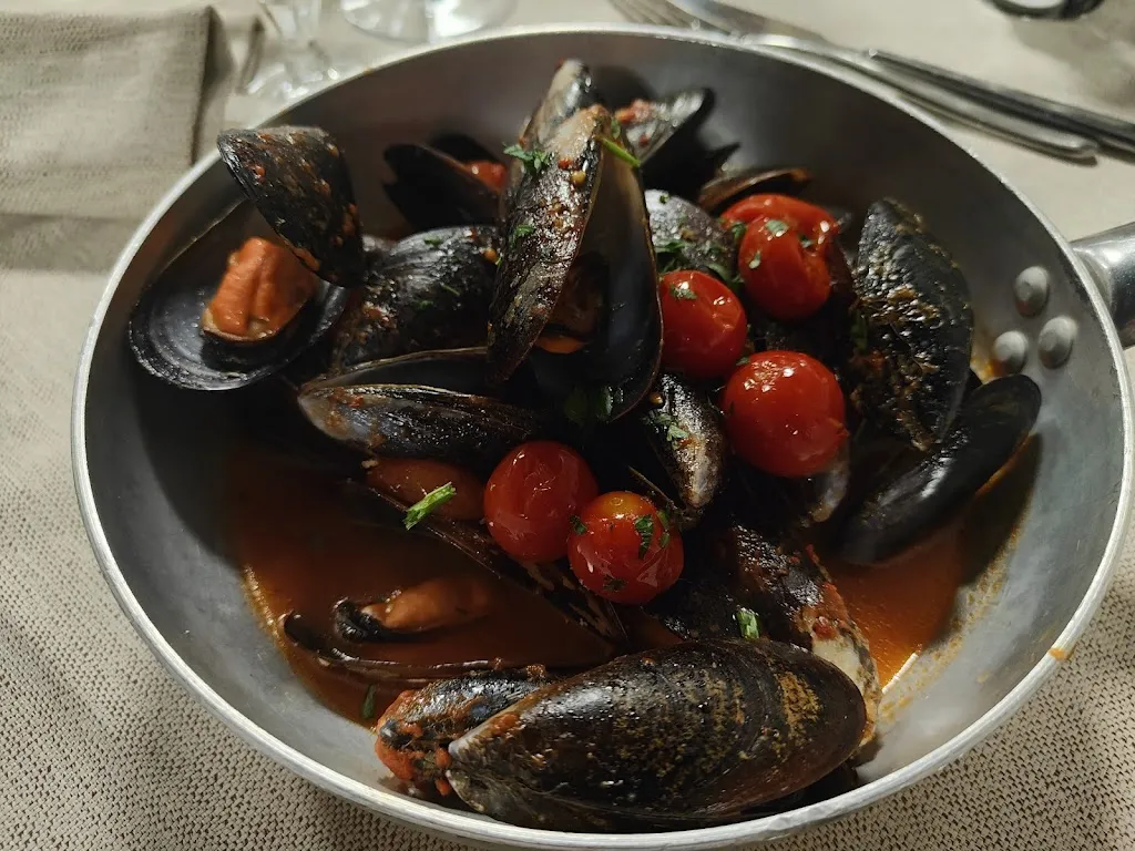 Ristorante Pinseria Le Forche_Puianello_slider_image_3