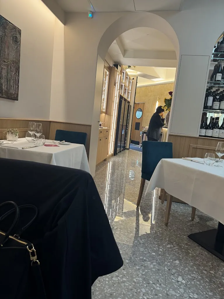 Aisha Al-khulaifi_Ristorante 