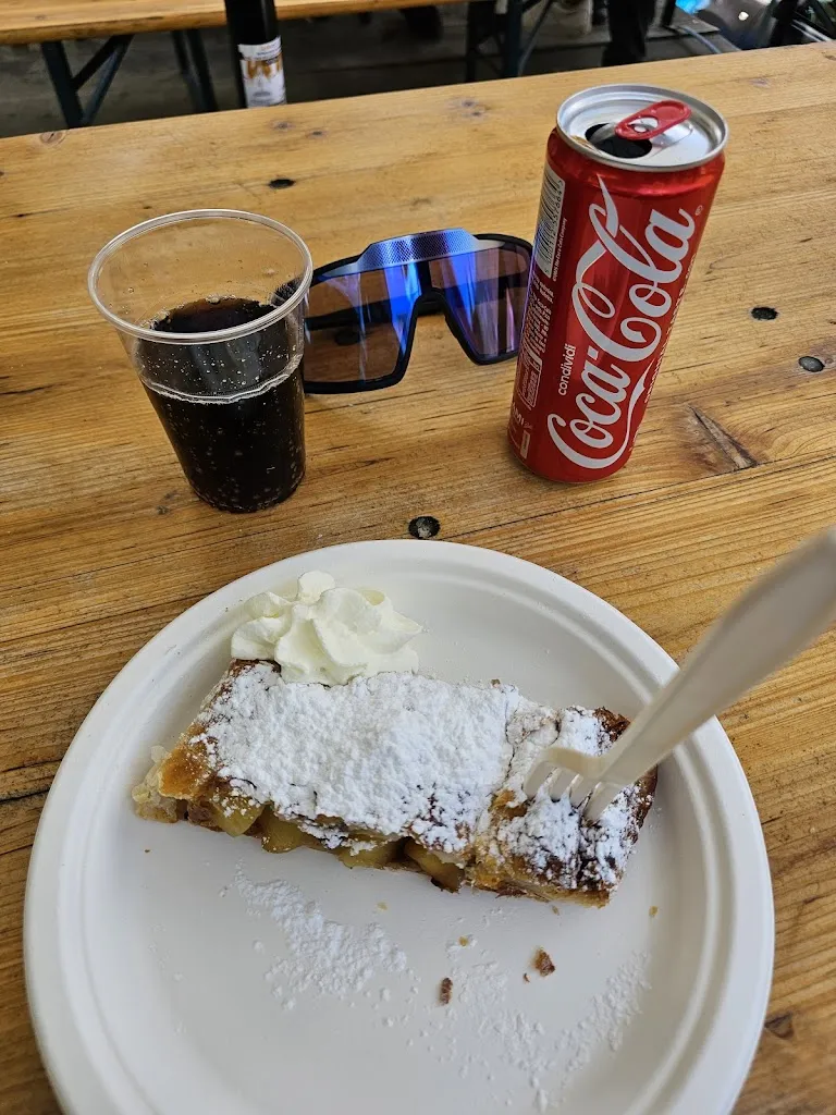 Max Ruffo_Aalts Dorf_Riale_review