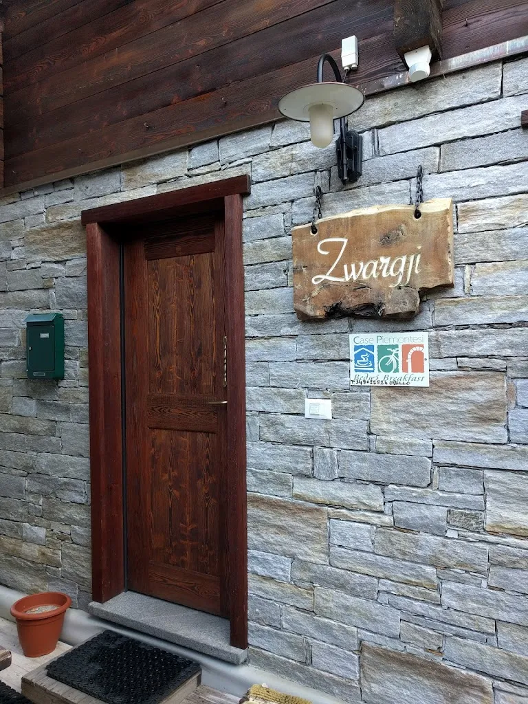 Stefan_Zwargji_Riale_review