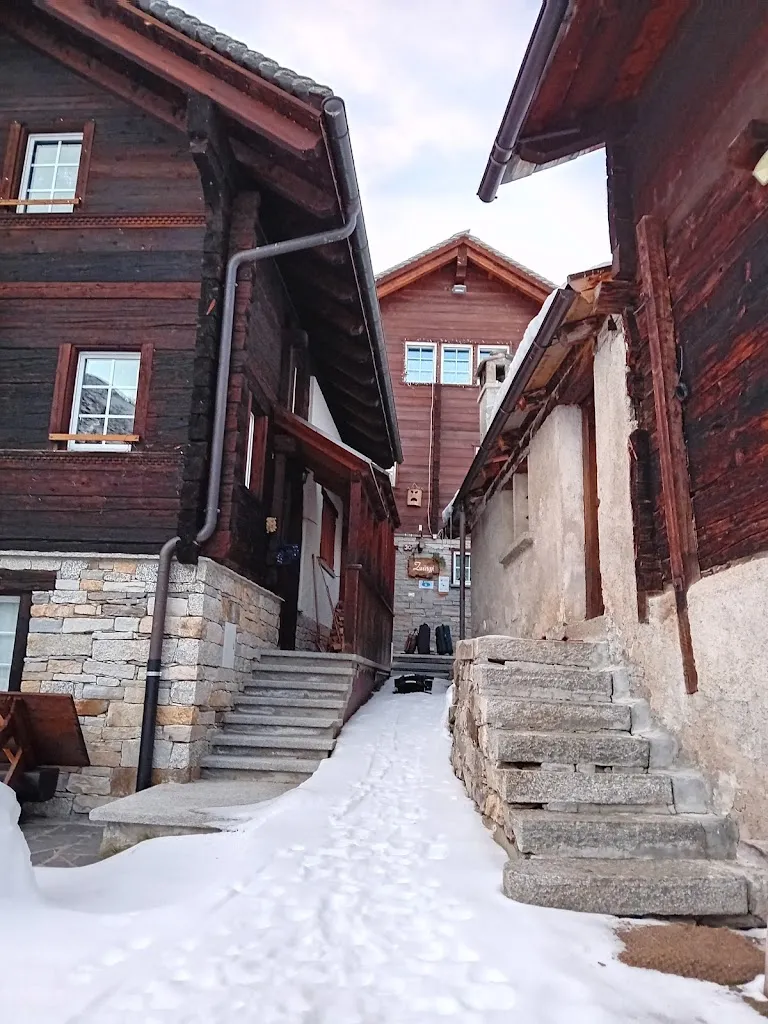 Zwargji restaurant in Riale