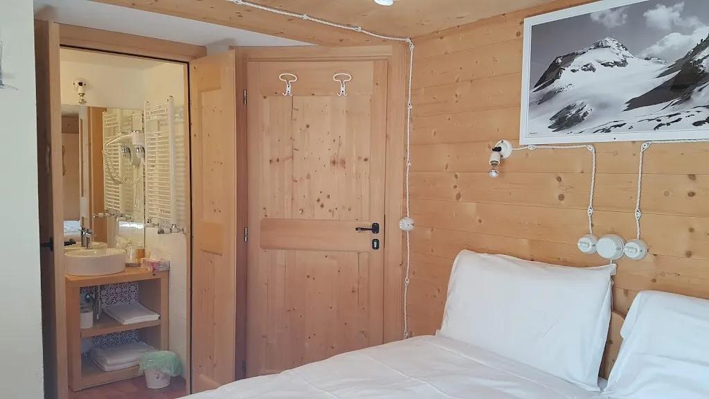 Zwargji_Riale_slider_image_2