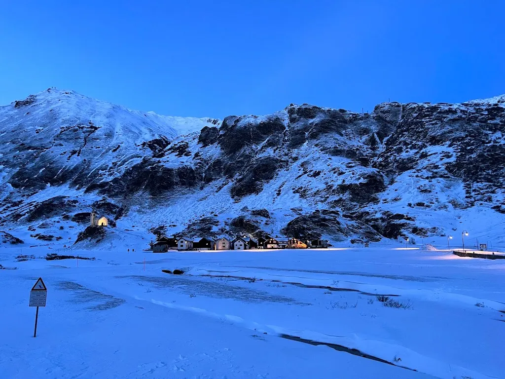 Zwargji_Riale_slider_image_3