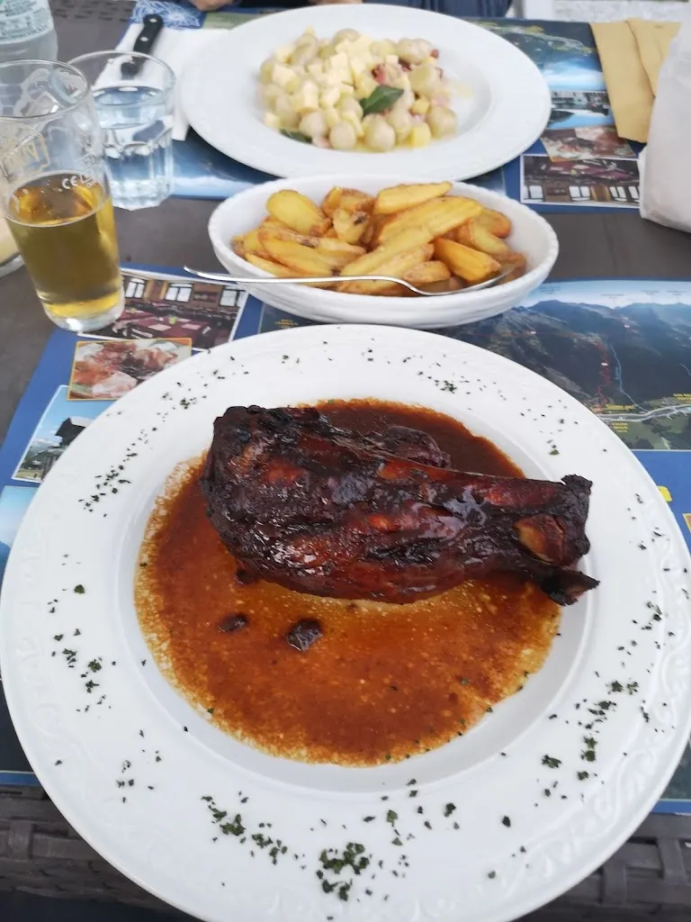 Giancarlo Corsale_Igli Pub_Riale_review