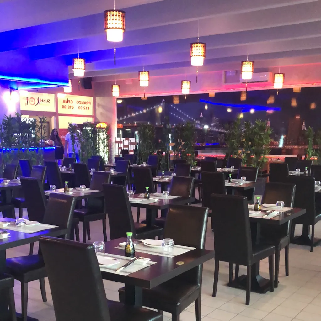 Sushi koi_Pratola Peligna_slider_image_1