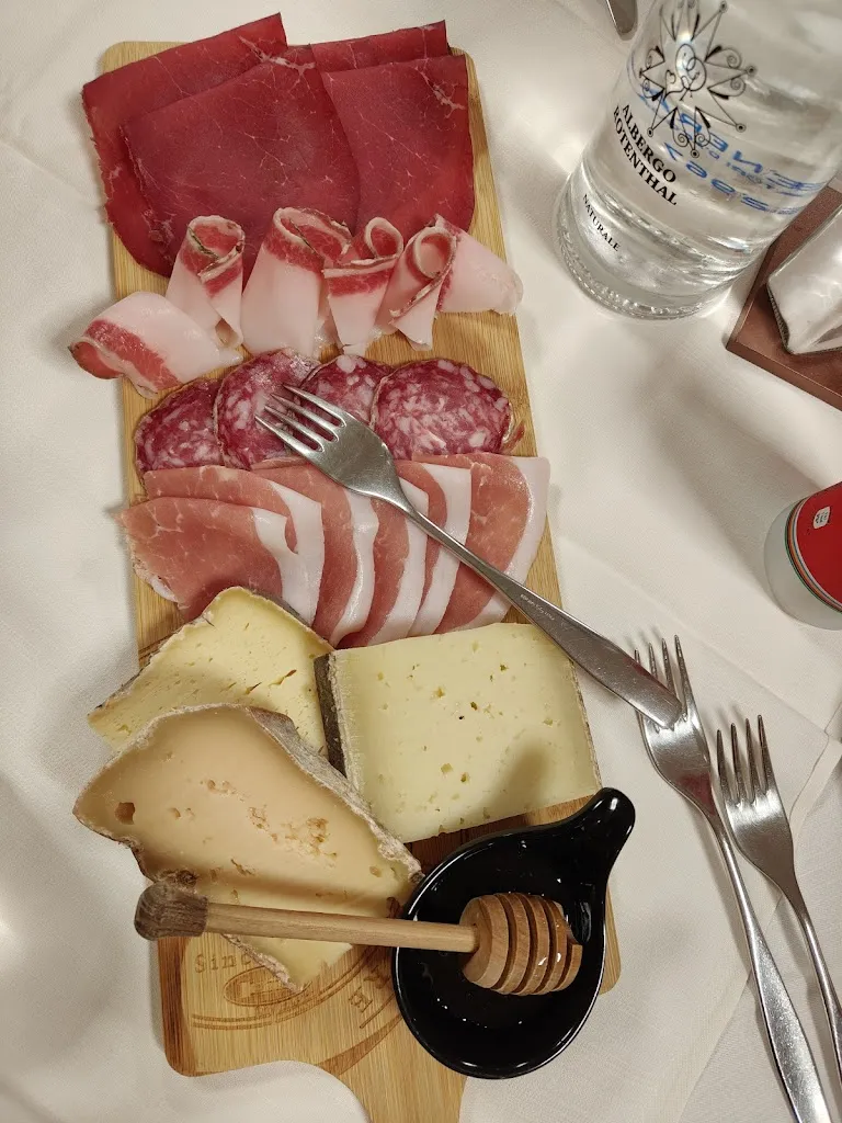 Albergo Ristorante Edelweiss_Riale_slider_image_3