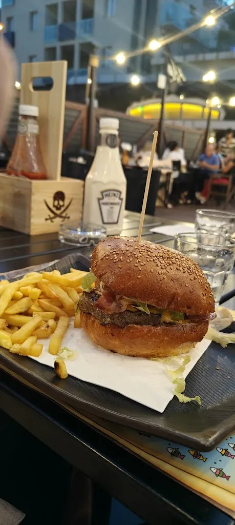 Frederik Holtum_Bounty Rimini_Provincia di Rimini_review