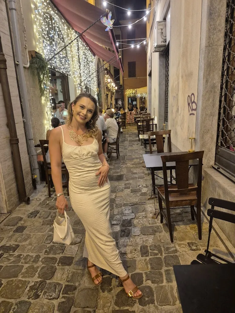 Robbie Barnetson_Vicolo Rimini_Provincia di Rimini_review