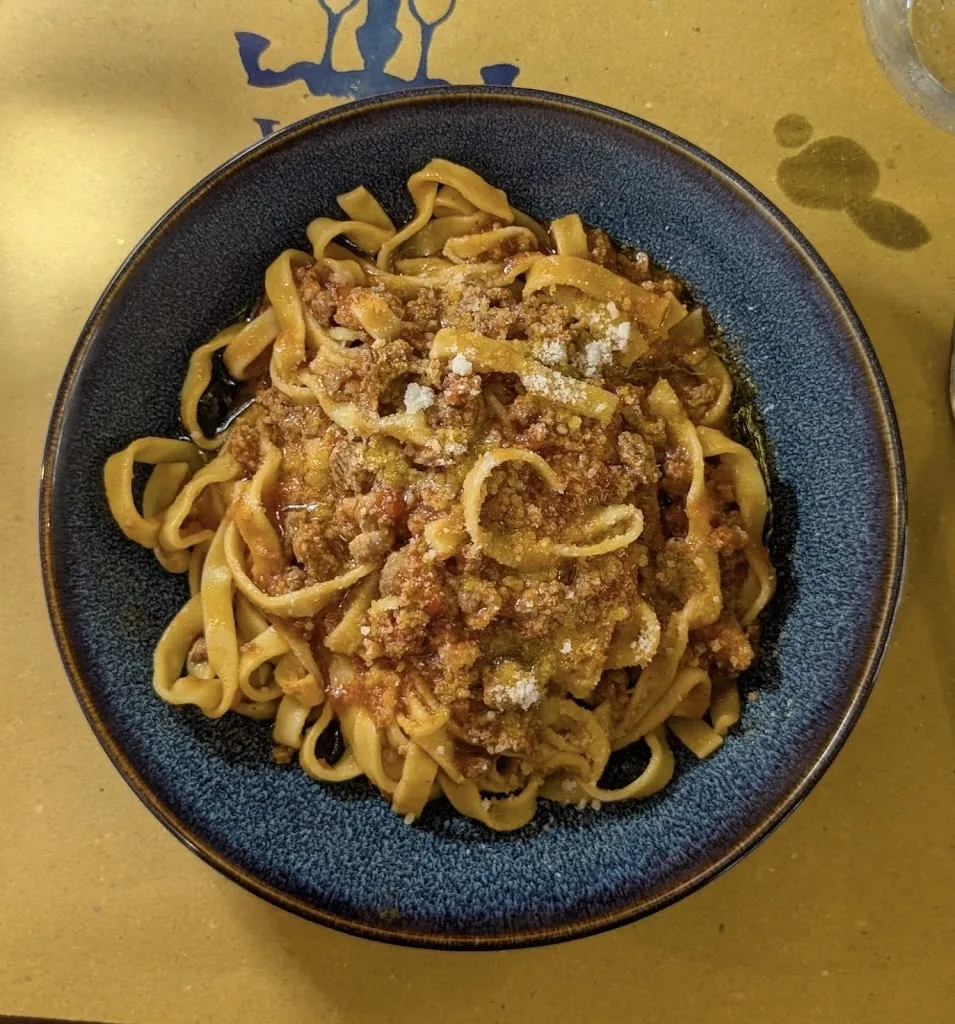 Lauren West_Vicolo Rimini_Provincia di Rimini_review