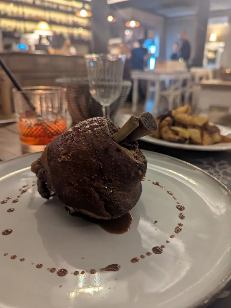 Mike Page_Locanda Madam_Reggiolo_review