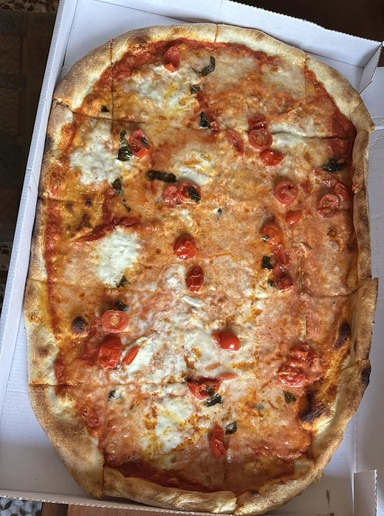 Pizzeria L' Infinito Reggiolo (RE)_Reggiolo_slider_image_1