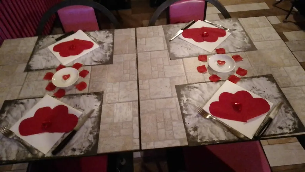 Trattoria Pizzeria Al Lupo_Reggiolo_slider_image_2