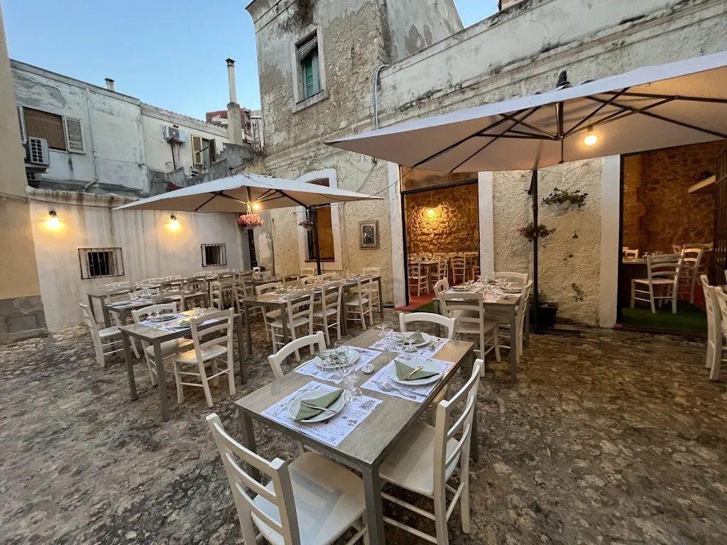 Ristorante L'Assassino_Progetto Case Sassa Nsi_slider_image_1