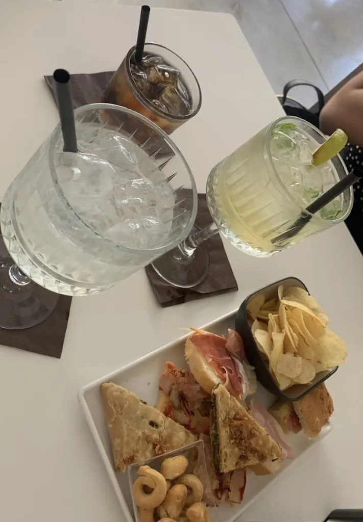 Paola_La Corte Gelateria, Pasticceria, Panetteria, Caffetteria_Reggiolo_review