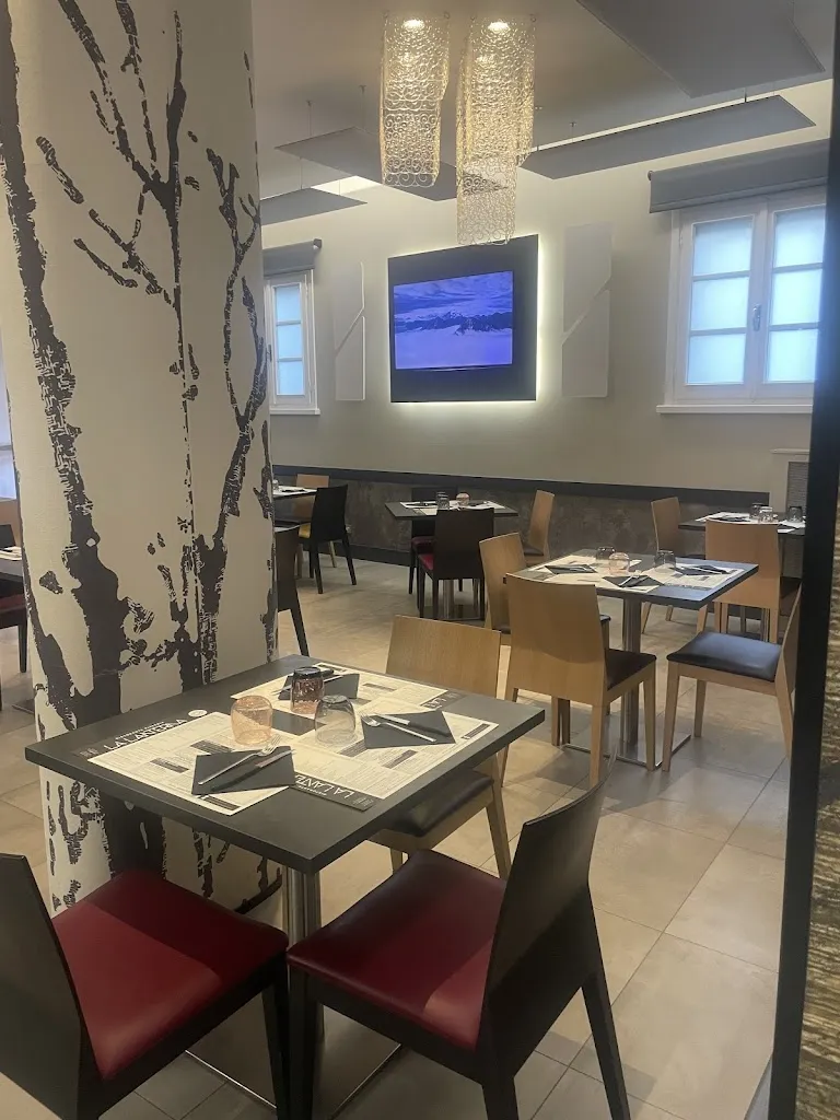 Ristorante Pizzeria La Lanterna restaurant in Roteglia