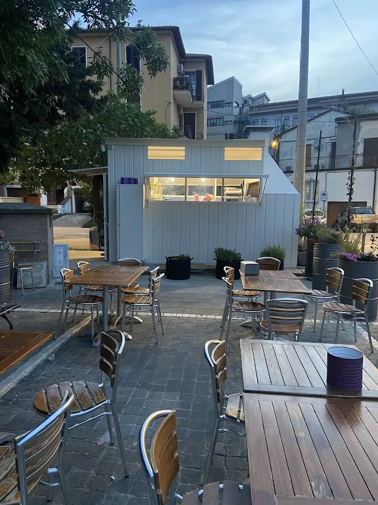 Giacomo Sbrighi_DEMÁ_Roncofreddo-Santa Paola_review