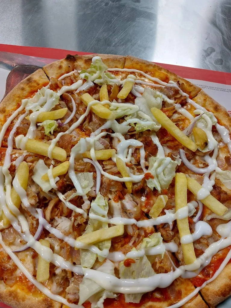 Marco Brusamonti_PizzaHub_Roveleto_review