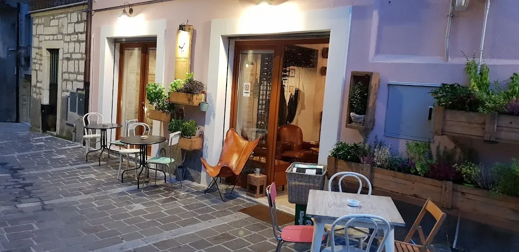 In Bottega - Bevitoria Agricola restaurant in Rapino