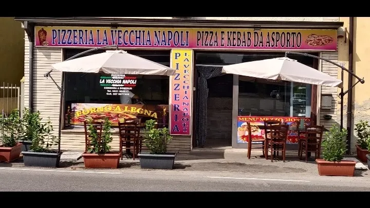 The Vecchia Napoli Pizza Shop_Sala Baganza_slider_image_1
