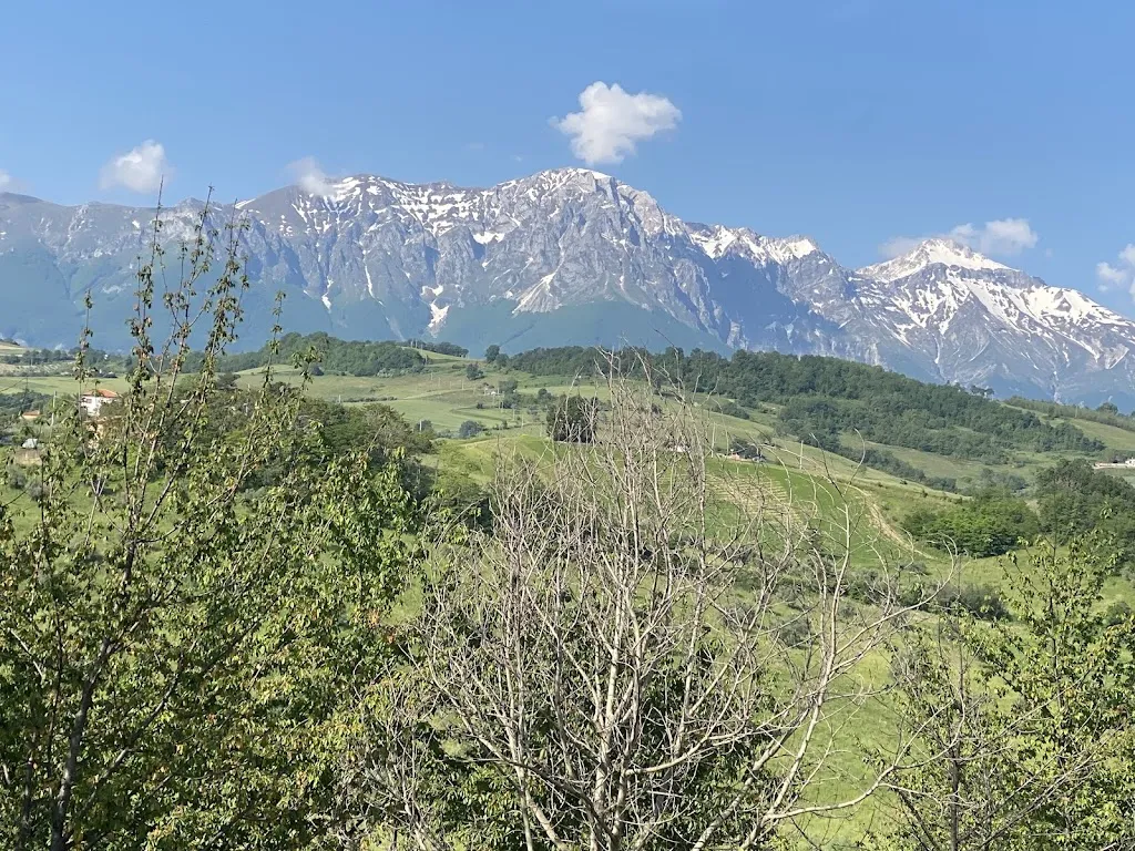 Heaven Hill Farm_Bisenti_slider_image_3