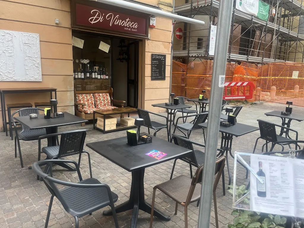 DIVINOTECA WINE BAR_Rubiera_slider_image_1