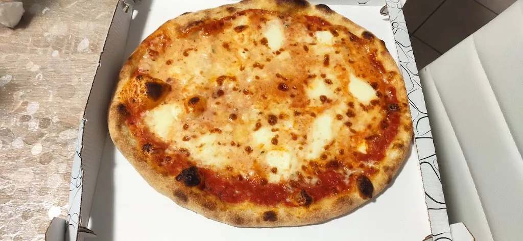 Salsa Caliente Rubiera restaurant in Rubiera