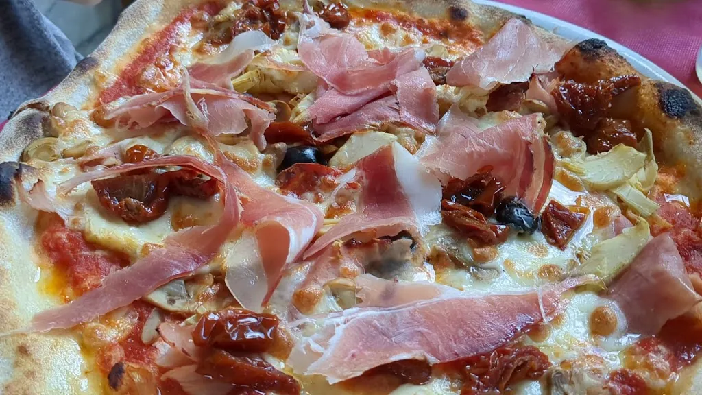 Lo Chalet_Raiano_slider_image_2