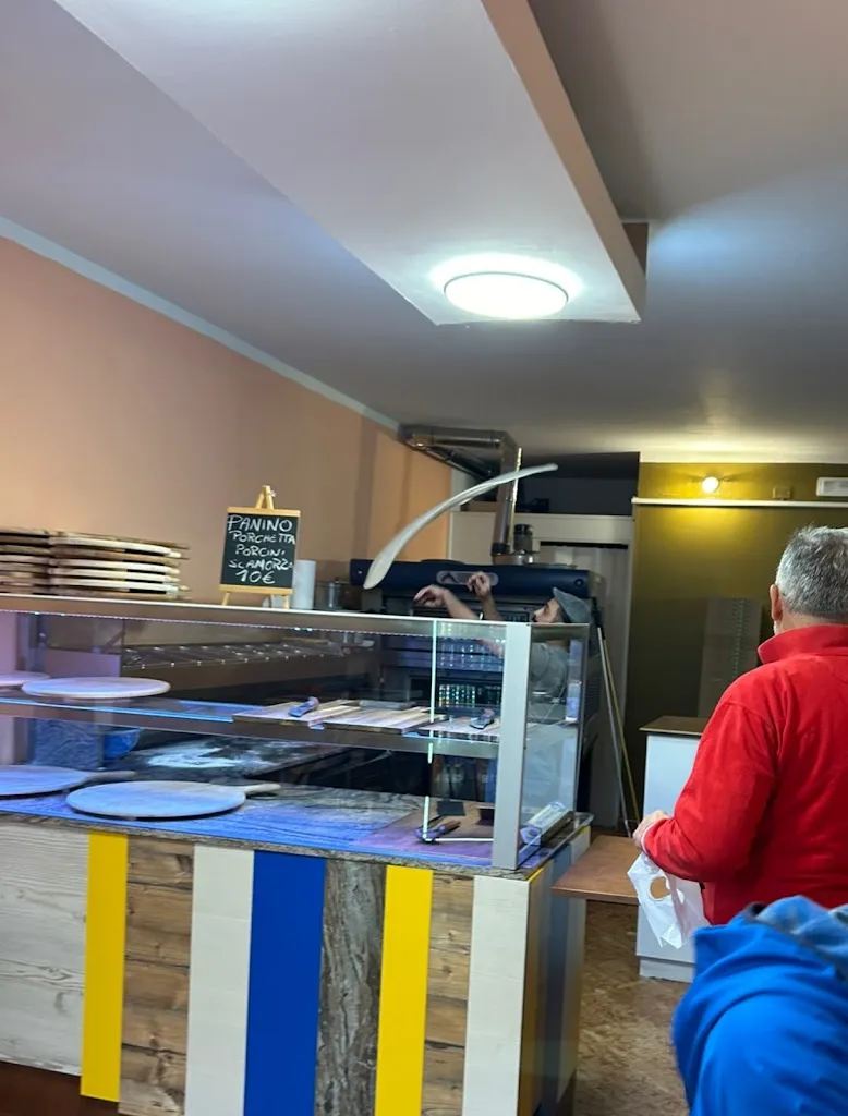 Patricia Moynihan_ARTEPIZZA da Willy_Salsomaggiore Terme_review