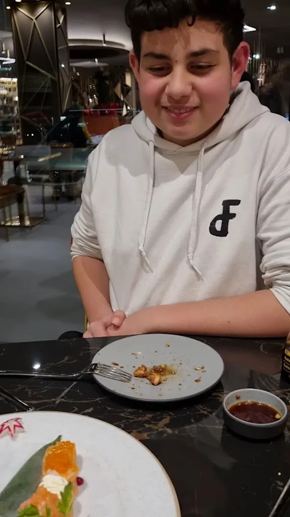 Genki Sushi boutique Salsomaggiore_Salsomaggiore Terme_slider_image_2