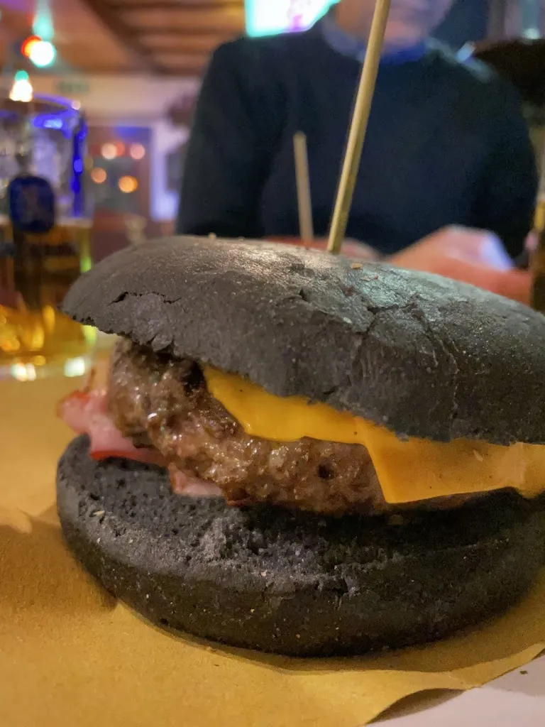 Roberta Zinzi_Dragoon Pub_Salsomaggiore Terme_review