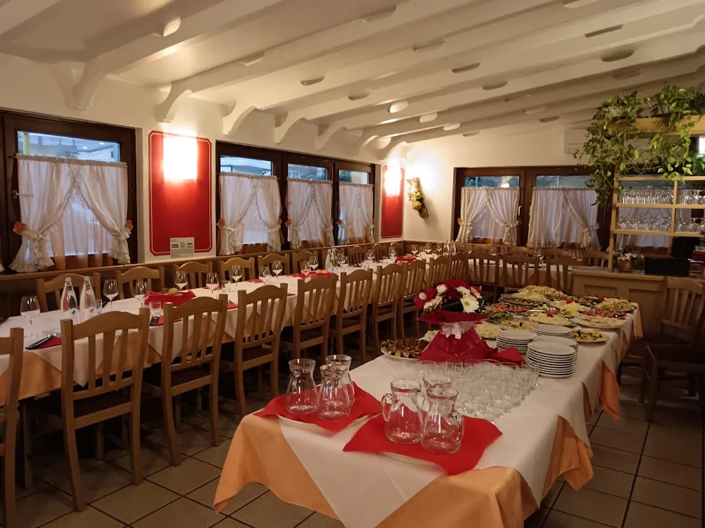 Ristorante - Pizzeria Celeste restaurant in Rovereto