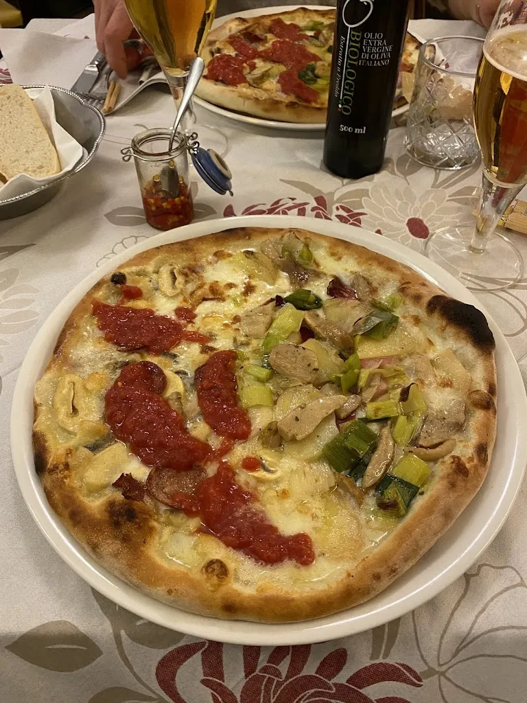 Pizzeria Okay_Rovereto_slider_image_3